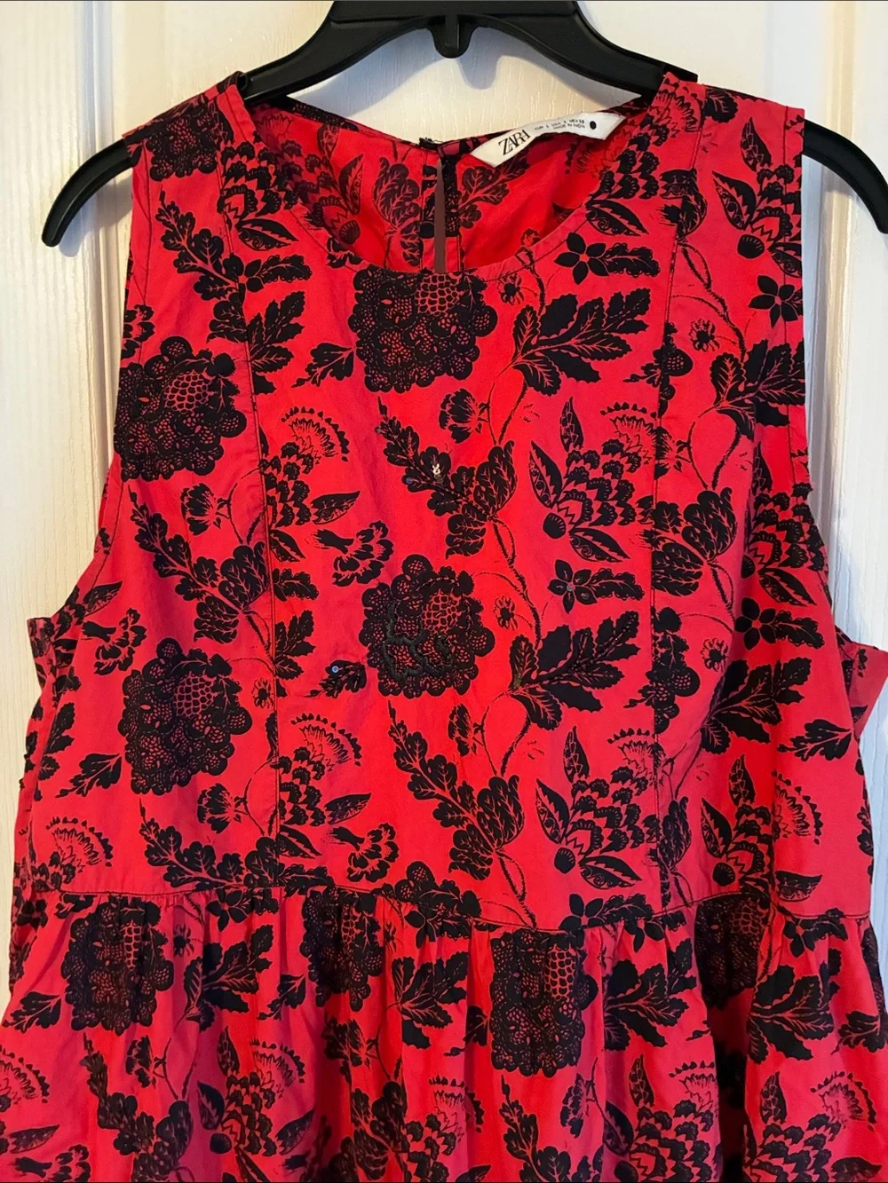 Zara Red & Black Floral with Sequins Maxi Dress Sz L - Picture 3 of 5